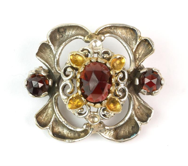 STAROŽITNÁ  BROŽ  -  STŘÍBRO