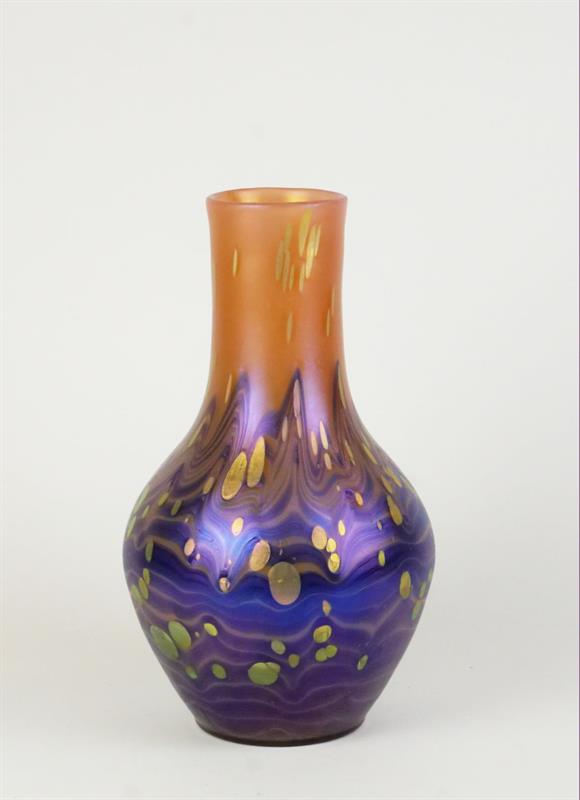 Váza Loetz - New-red Cytisus