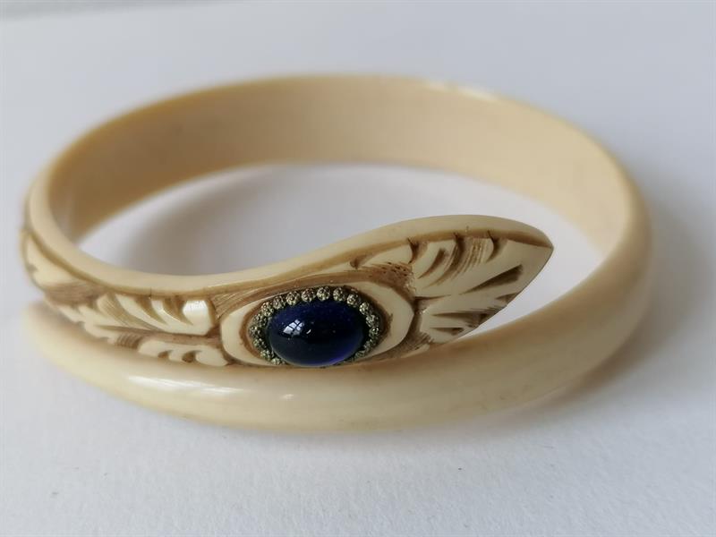 Secesní náramek had