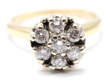 Zlatý prsten s diamanty