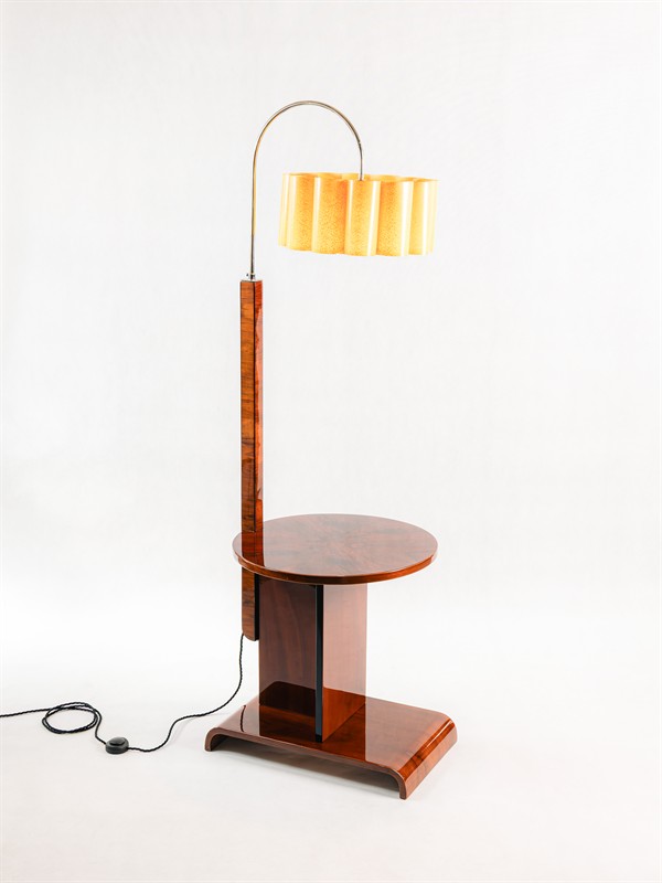 VELKÁ STOJACÍ LAMPA UP ZÁVODY-J.HALABALA
