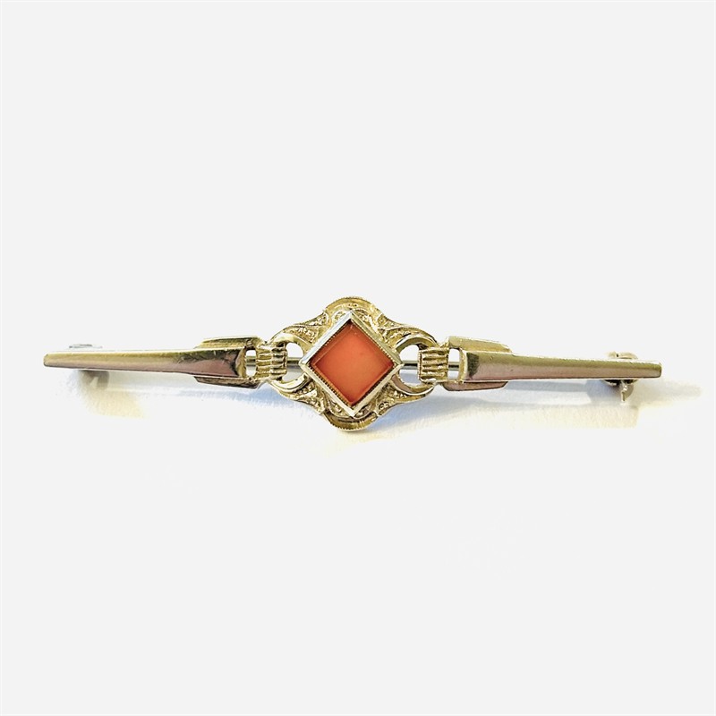 Stříbrná art-deco brož s karneolem