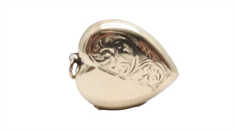 Zlatý přívěsek - medailon