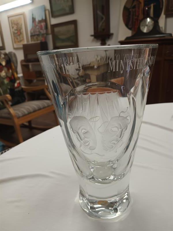 Váza sklo Jiráskův Hronov 1959