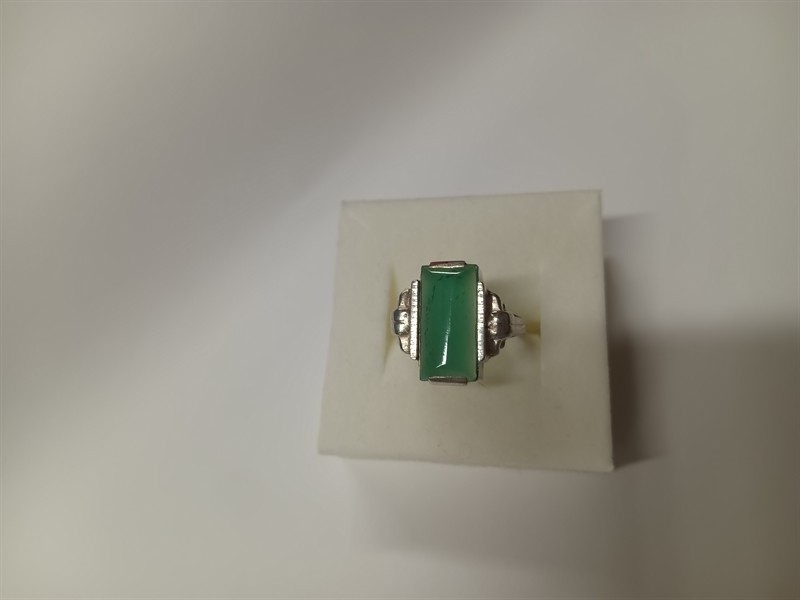 Art deco prsten stříbro zelený kámen