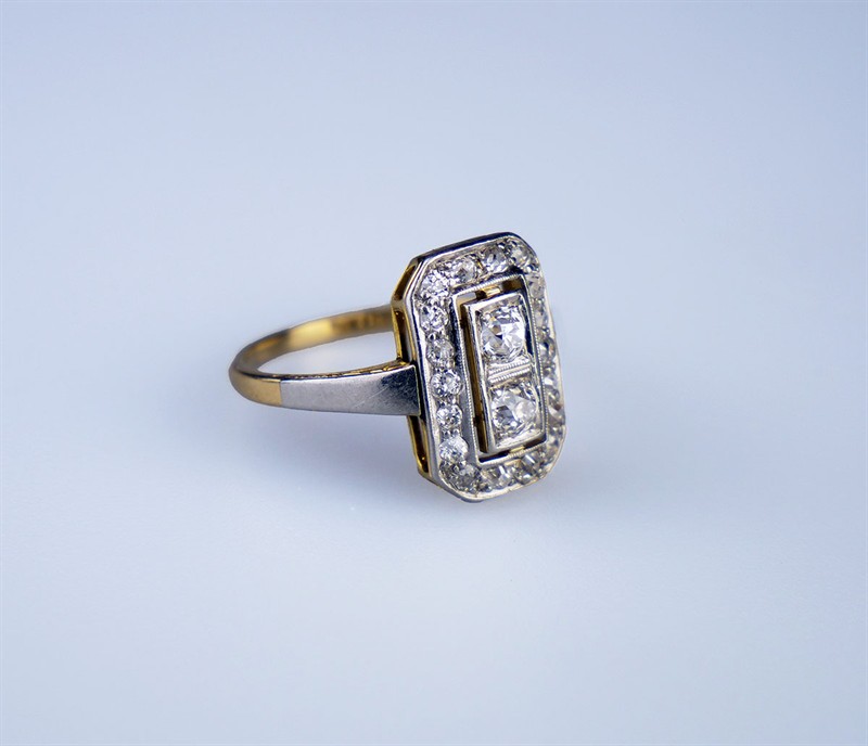 Zlatý art-deco prsten s diamanty