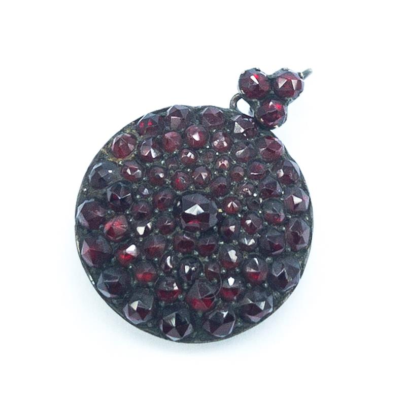 Granátový přívěs