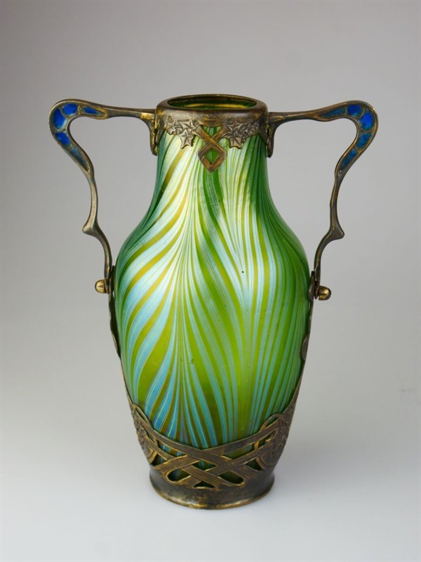 Secesní váza Loetz - PG 7501