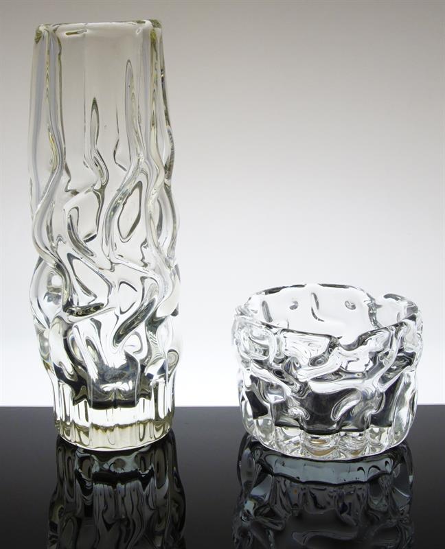 Souprava z hutního skla - Pavel HLAVA r. 1968 pro ÚBOK