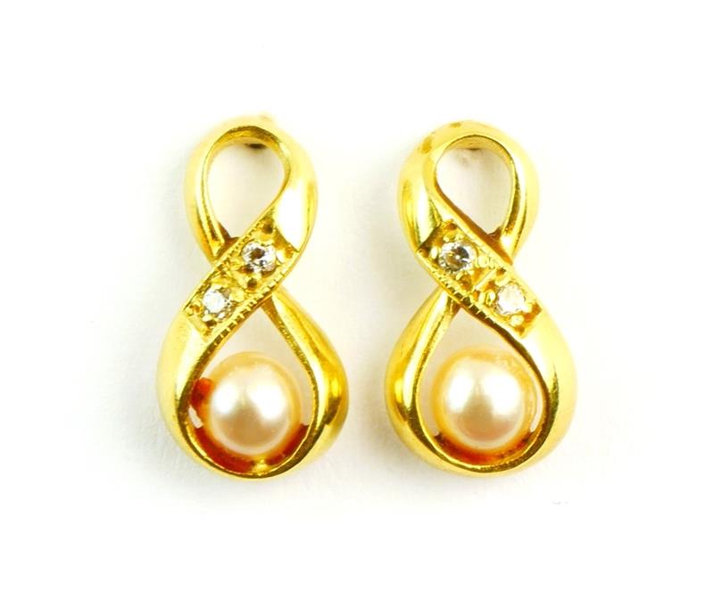 Zlaté náušnice s perlami a zirkonky