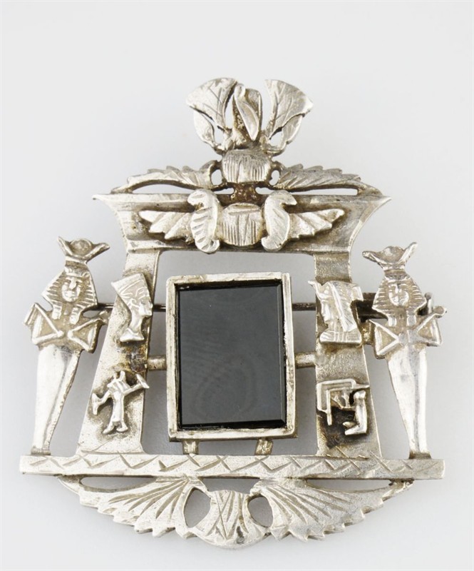 Stříbrný závěs/brož s onyxem