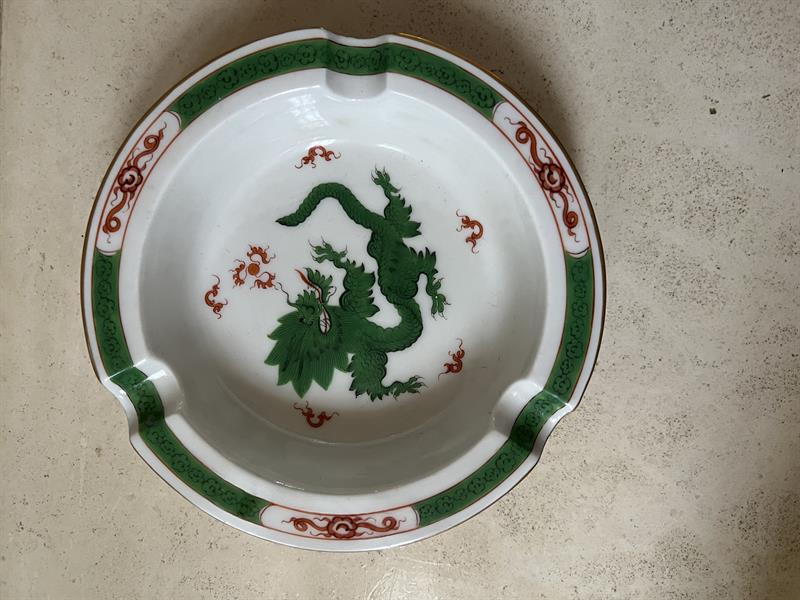 Popelník Míšeň s malovaným čínským drakem