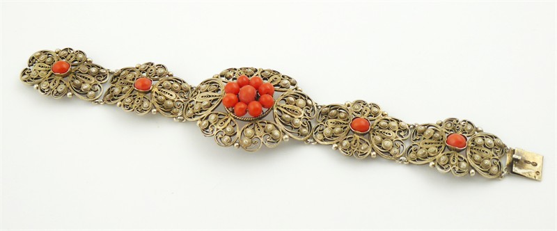 Stříbrný náramek se mořskými korály - Estonsko