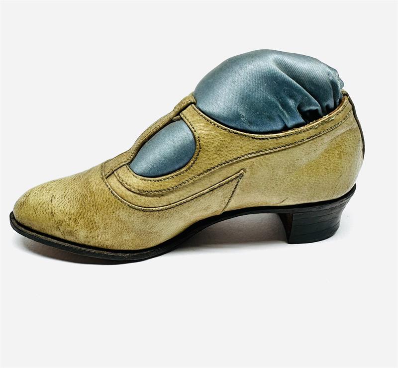 Jehelníček - střevíc