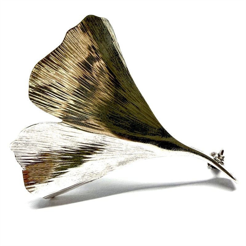 Celostříbrná brož - list ginkgo biloba
