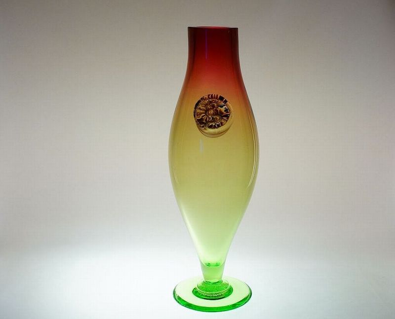 Ojedinělá váza z barevného skla, Milan METELÁK, sklárna Harrachov