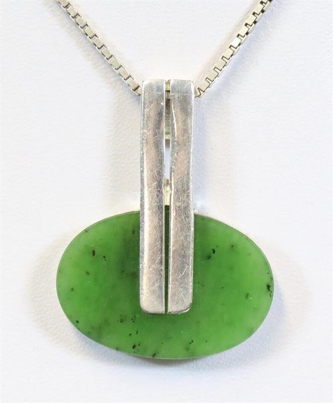 835 Ag náhrdelník s jade