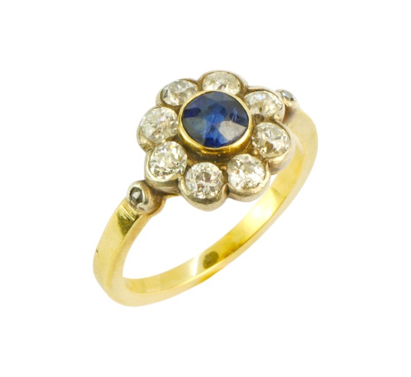 Zlatý prsten se safírem a brilianty
