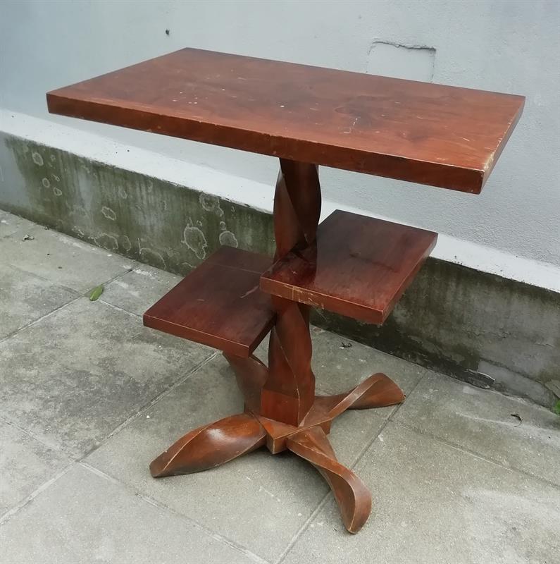 Stoleček ve stylu art deco