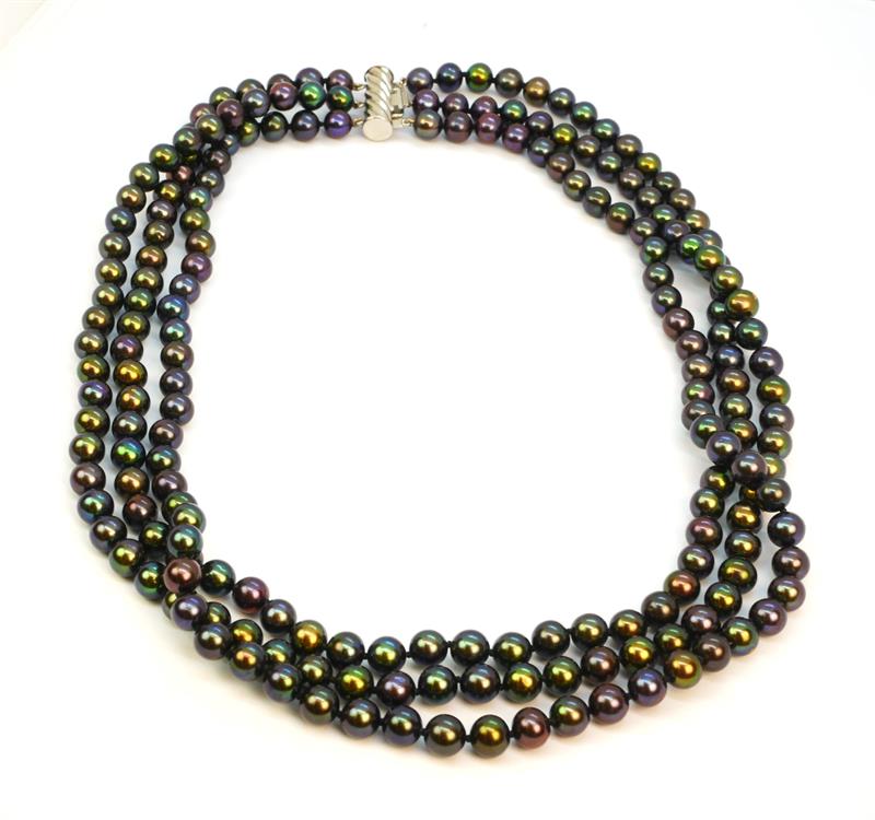 Zlatý perlový náhrdelník