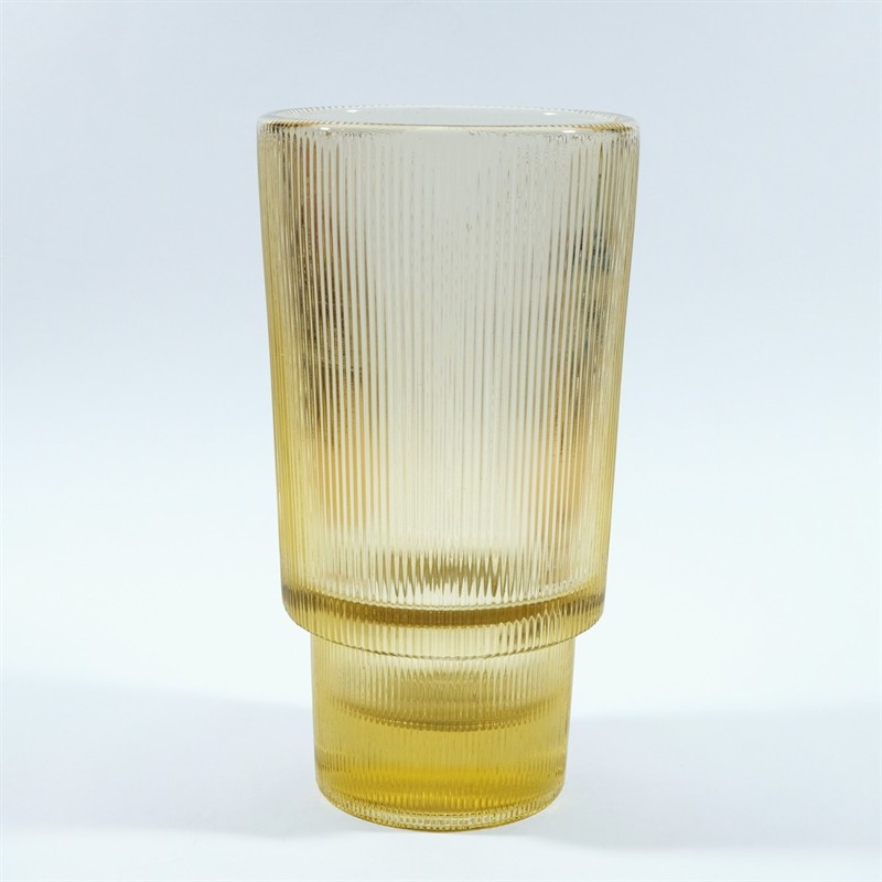 Lisovaná váza 60. let, sklárna Rosice