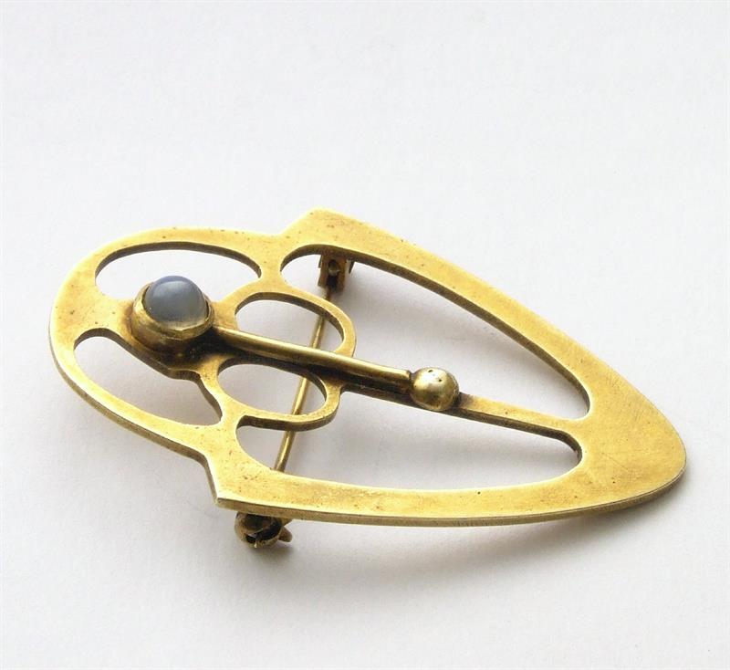 Secesní 900 Ag brož s měsíčním kamenem Mondstein