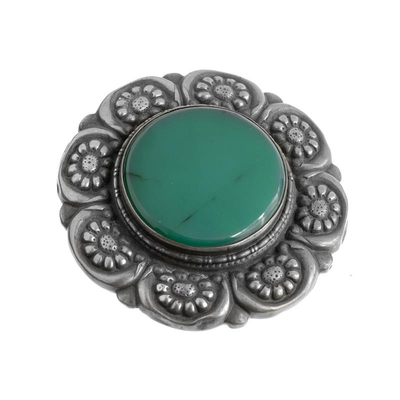 Stříbrná brož s chryzoprasem