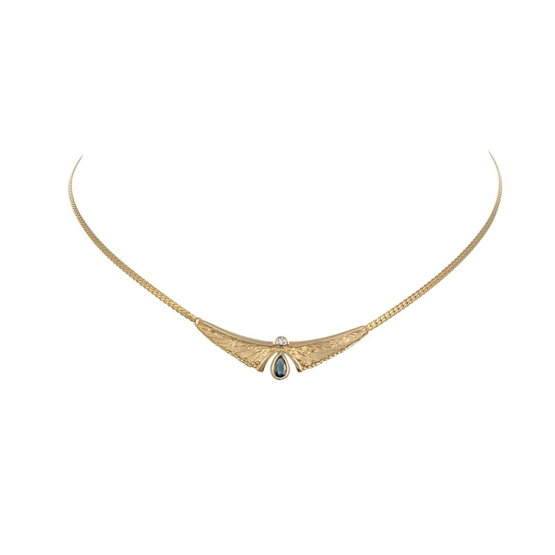Zlatý náhrdelník s přírodním safírem a diamantem