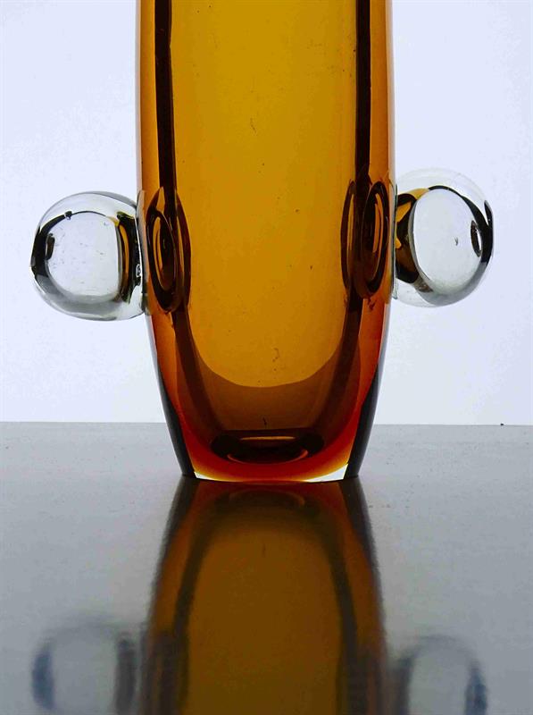 Žertová Jiřina, váza