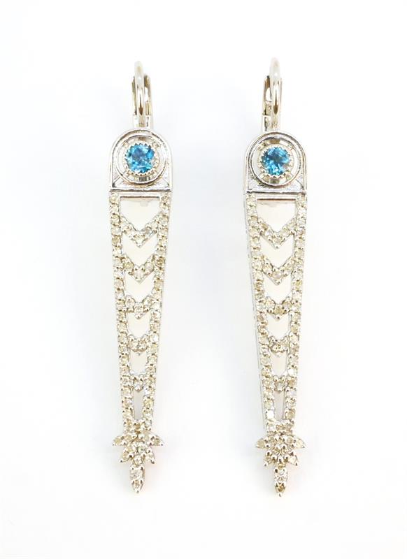 Zlaté náušnice se safíry a briliantky