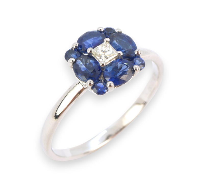 Zlatý prsten se safíry a briliantem