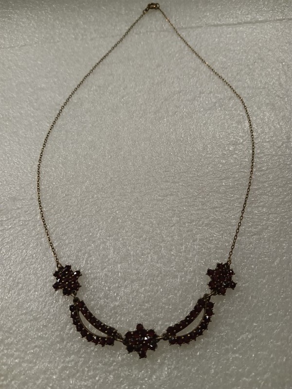 Český granát náhrdelník