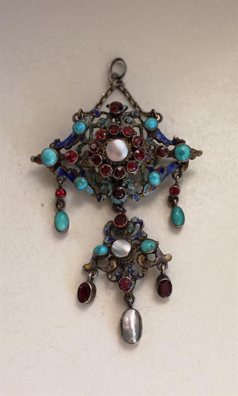 Neorenesanční šperk