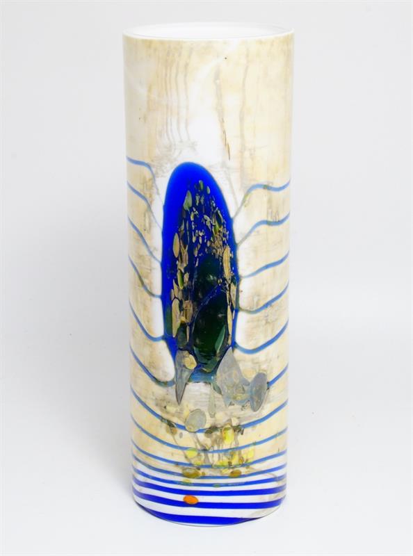 Váza z opálového skla s organickým dekorem Jiří ŠUHÁJEK