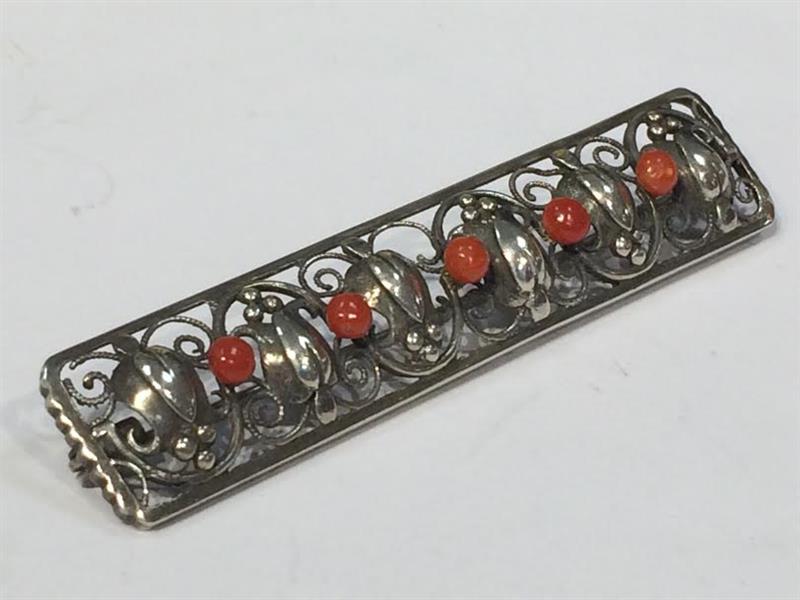 SECESNÍ STŘÍBRNÁ BROŽ