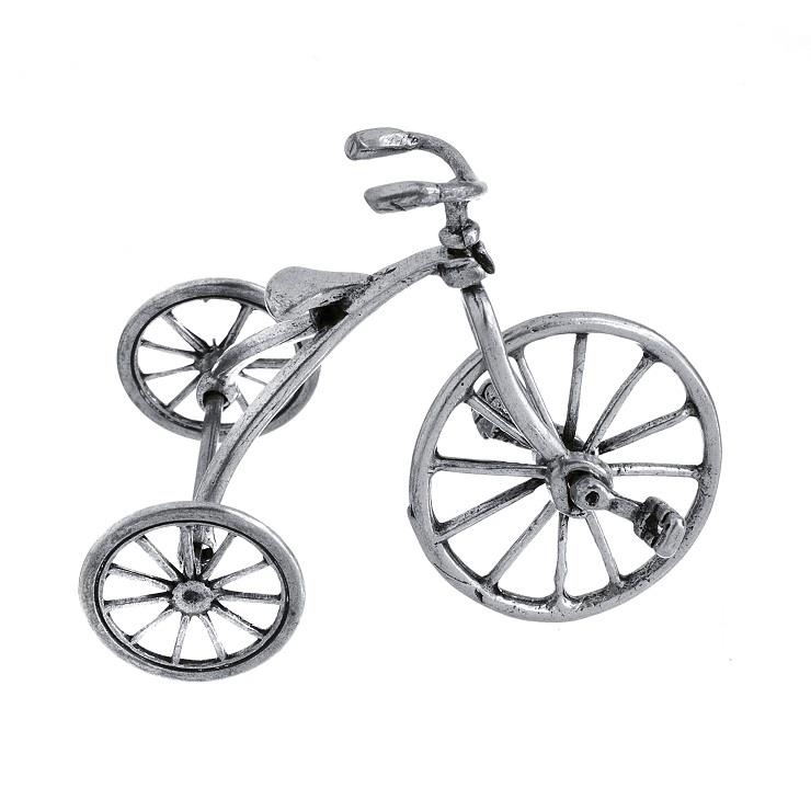 Stříbrná miniatura kola