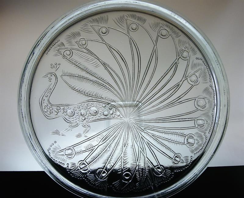 Ojedinělý tác s pávem Vratislav ŠOTOLA Sklo-Union vzor 1640