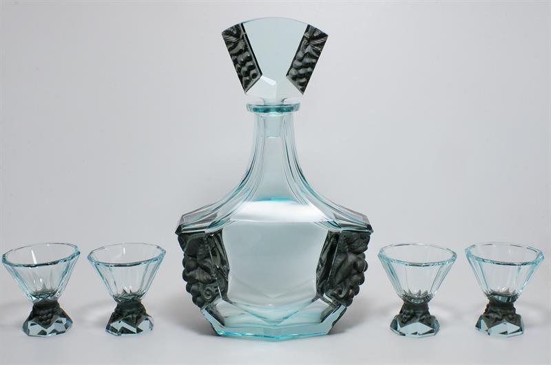 ART - DECO likérová souprava broušené sklo Beryl dekor révy