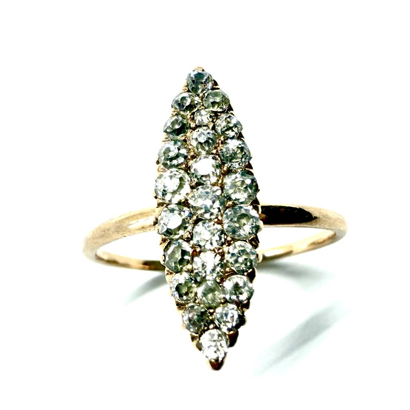 Zlatý prsten s brilianty