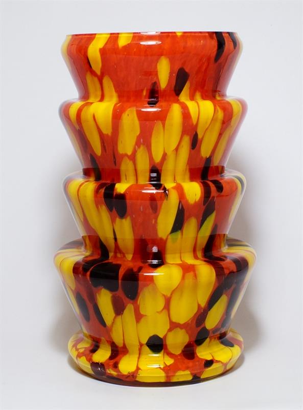 Kubistická výrazně barevná váza - Tango sklo