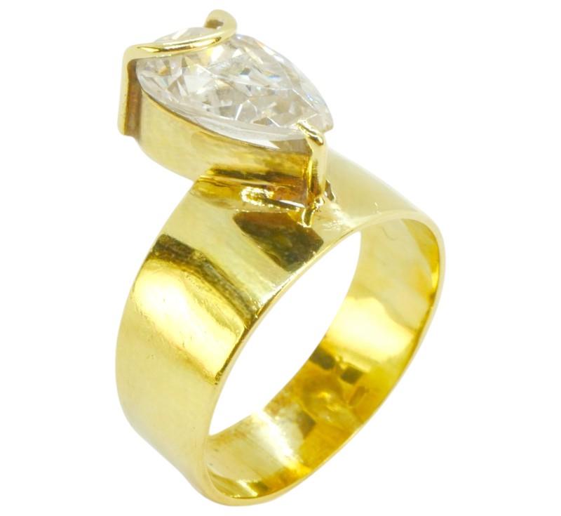 Zlatý prsten s horským křišťálem