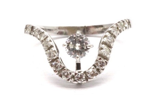 Zlatý prsten s diamanty