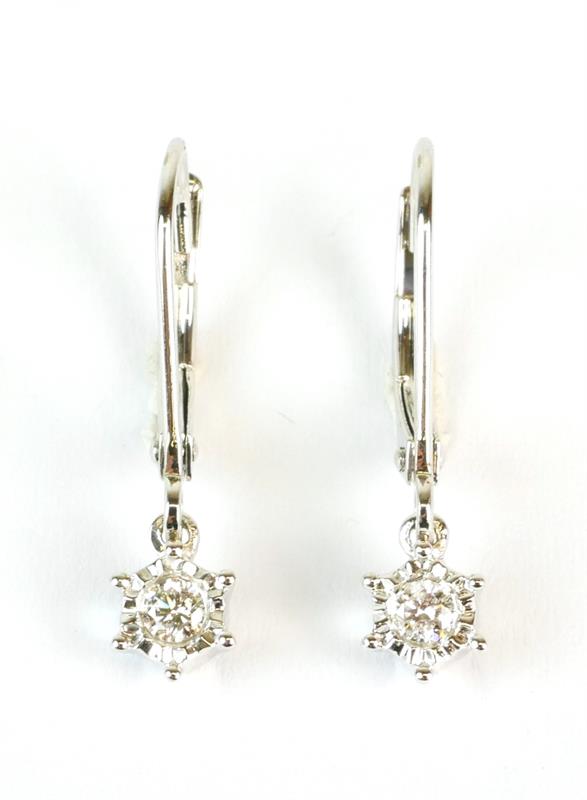 Zlaté náušnice s diamanty