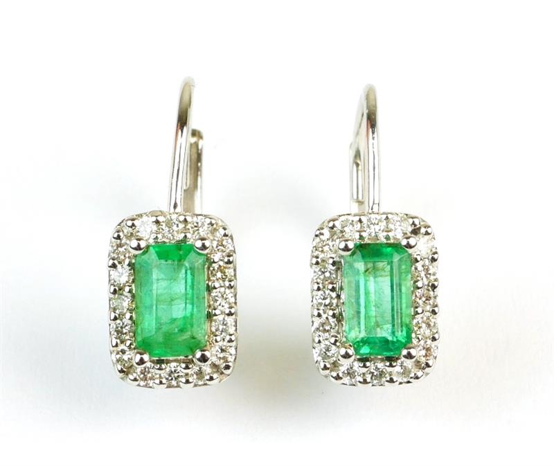 Zlaté náušnice se smaragdy a diamanty