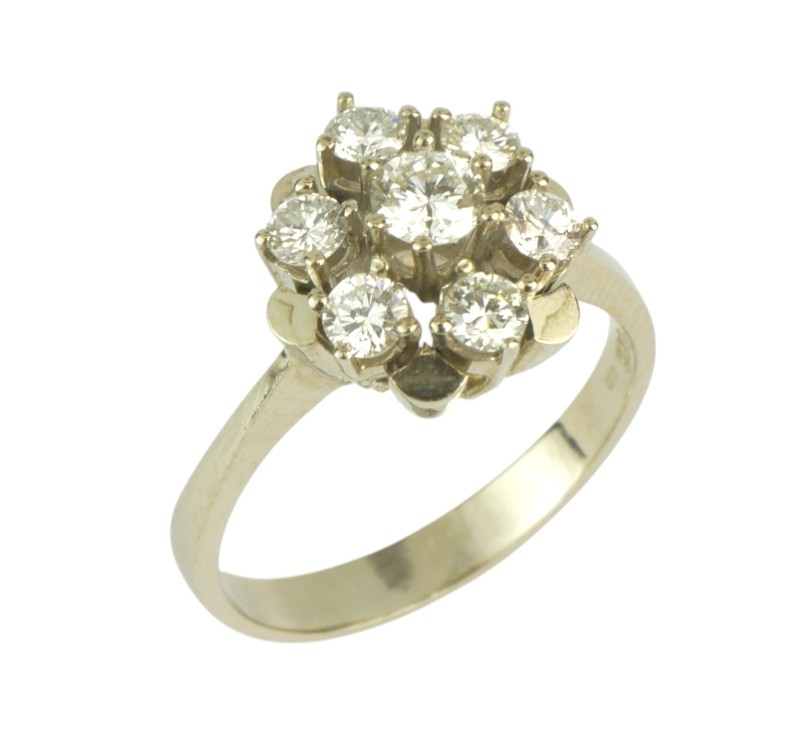 Zlatý prsten s diamanty 0,68 ct