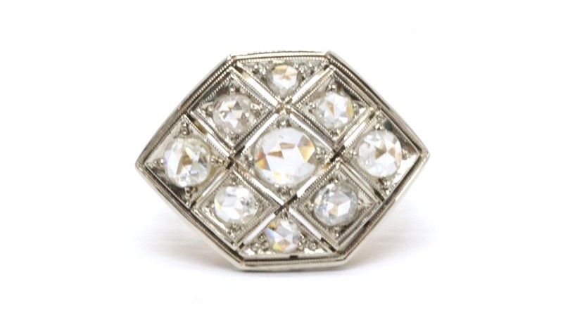 Zlatý prsten s diamanty Art Deco