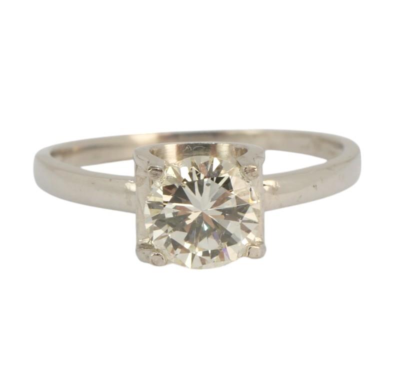 Zlatý prsten s briliantem 0,85 ct