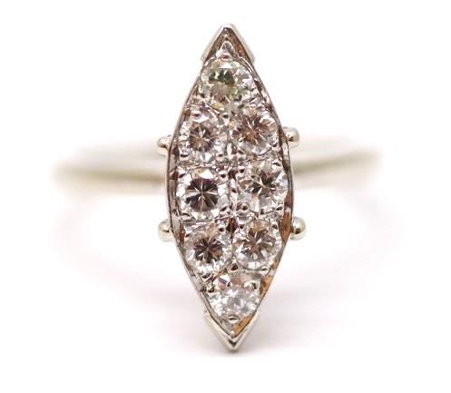 Zlatý prsten s diamanty