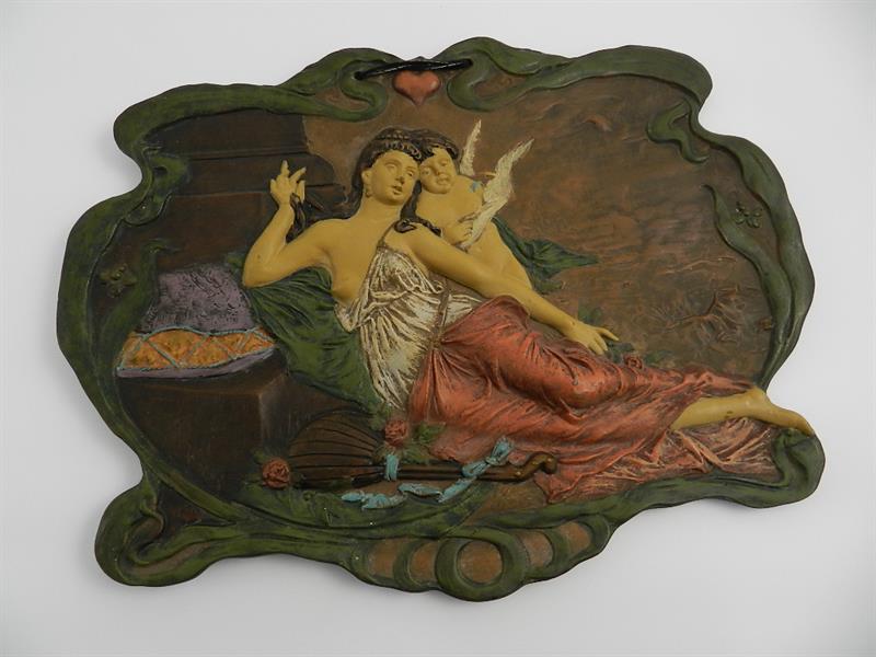 Secesní figurální reliéf Ernst Wahliss Wien