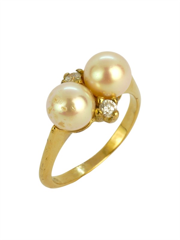 Stříbrný zlacený prsten s perlami a zirkony